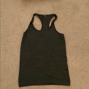 Lululemon Swiftly Tech Racerback Size 8